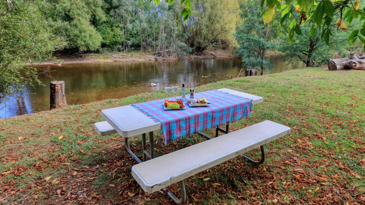 Big4 Porepunkah Holiday Park Bright Esterno foto